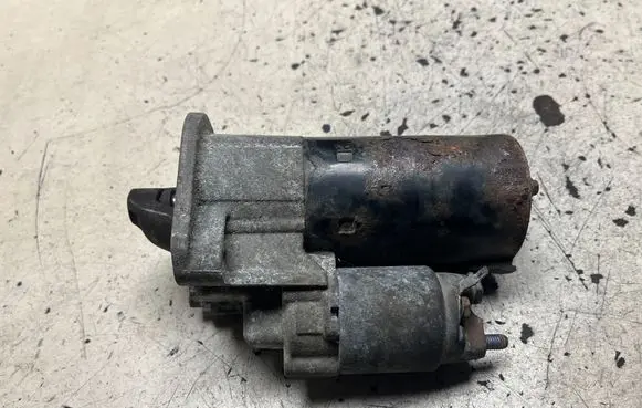 Volvo V50 Starter motor 0001108402