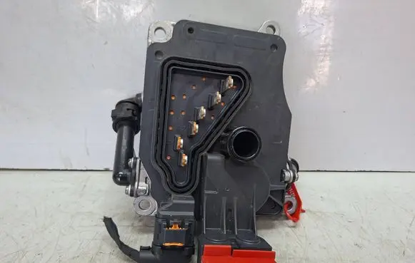 Peugeot 208 II Voltage converter inverter S27647130 KTZ05H08S