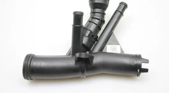 Volkswagen Golf VII Brake vacuum hose/pipe 04L121026F