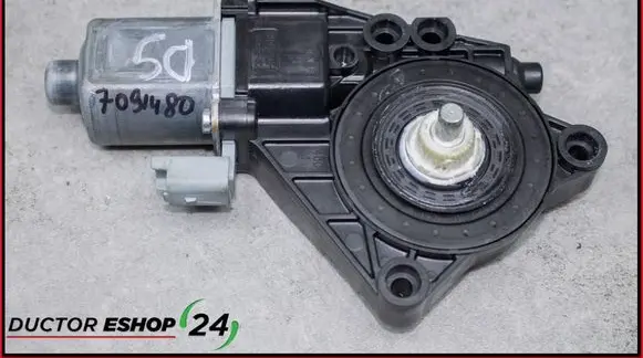 Hyundai ix20 Rear door window regulator motor 834601P000 0130822638