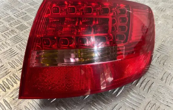 Audi A6 S6 C6 4F Rear/tail lights 4F9945096B 89037752 2403066