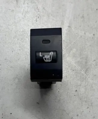 KIA Sorento Windscreen/window heater switch 864W03000