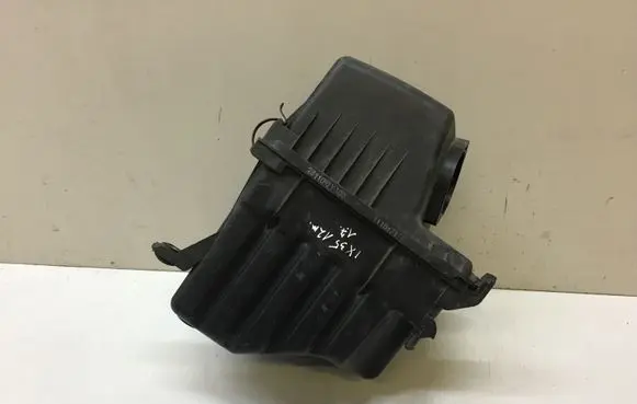 Hyundai ix35 Air filter box 281102Y300