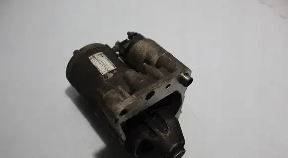 Peugeot 207 Starter motor