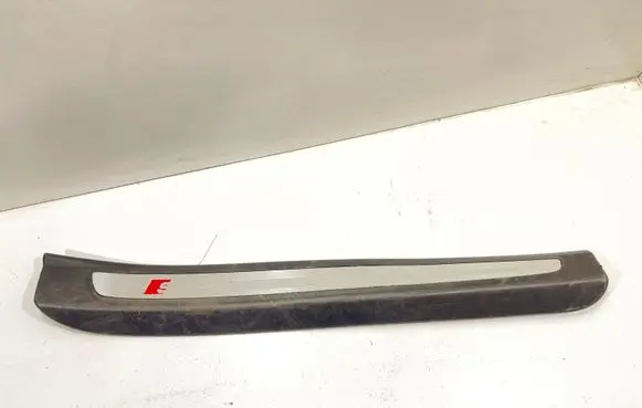 Audi Q7 4L Front sill trim cover 4L0853374A