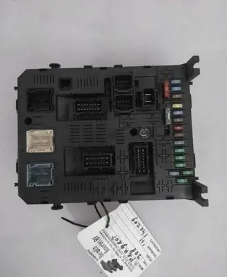 Peugeot 308 Comfort/convenience module 281197595