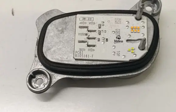 BMW 1 F40 LED ballast control module 90159761