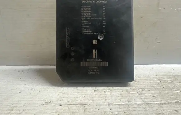 Nissan Qashqai Fuse module 284B74BA0A 1314080802 521501F10