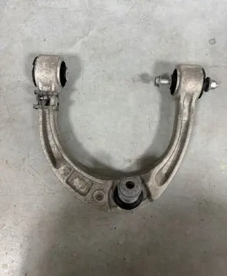 Mercedes-Benz GLE W167 Front control arm A1673301000