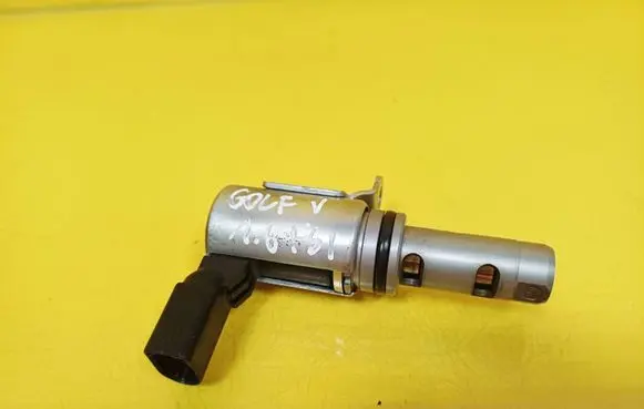 Volkswagen Golf V Camshaft vanos timing valve 