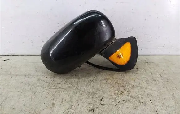 Renault Modus Front door electric wing mirror 