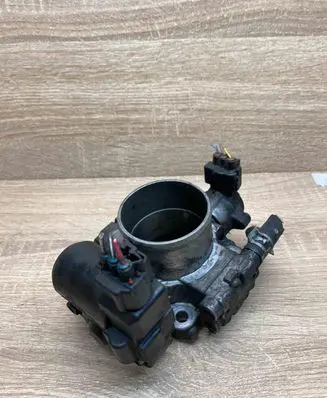 Toyota Hiace (H200) Throttle valve 1923002010 WithPlug