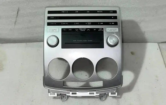 Mazda 5 Radio/CD/DVD/GPS head unit