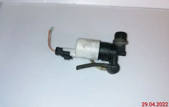 Renault Scenic II - Grand scenic II Windscreen/windshield washer pump 8200067015 9641553880