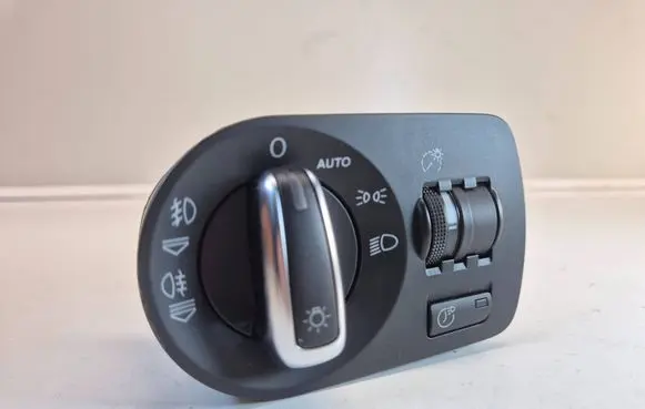 Light switch