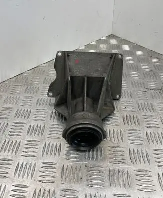 BMW 5 E60 E61 Driveshaft support bearing bracket 59280110 7527916