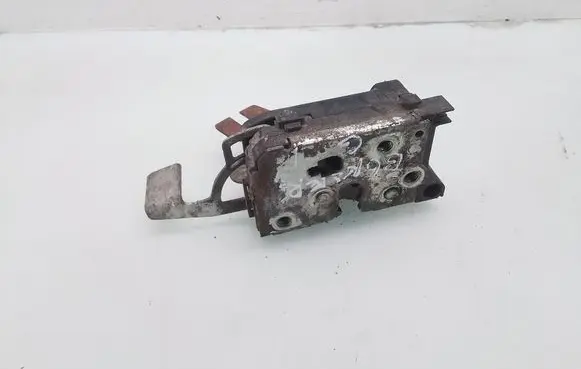 Loading door lock