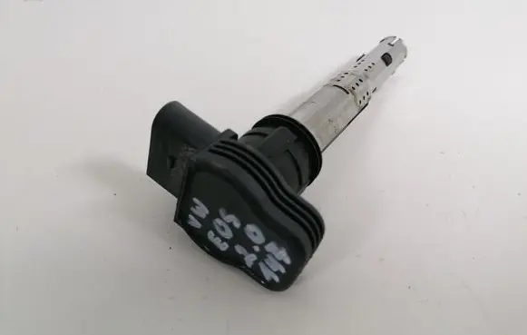 Volkswagen Eos High voltage ignition coil 07K905715F
