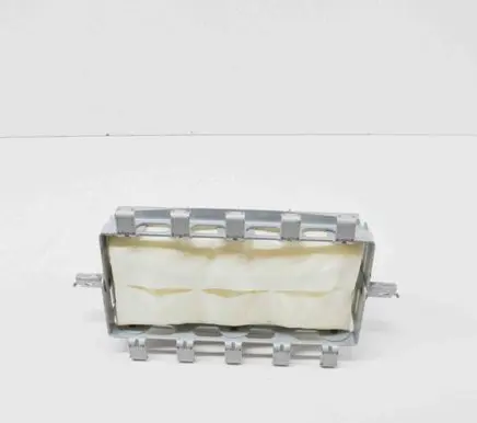 Nissan Leaf II (ZE1) Passenger airbag 0589P1000258 BAMPT11696