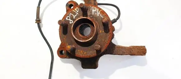 Chrysler PT Cruiser Front wheel hub
