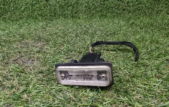Mercedes-Benz E W211 Number plate light A2038200256