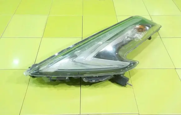 Nissan Juke I F15 Headlight/headlamp 26125BV80A ZP47