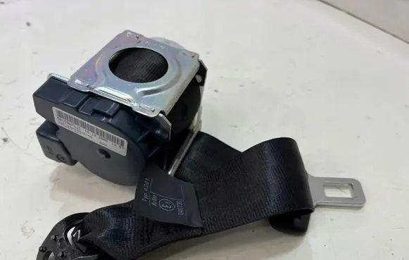 Audi TT TTS Mk2 Rear seatbelt 8J8857806B | 68475634065314,458