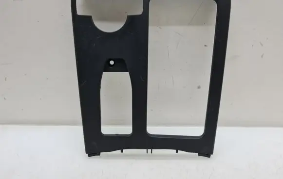 Mercedes-Benz E W212 Center console decorative trim A2046800107