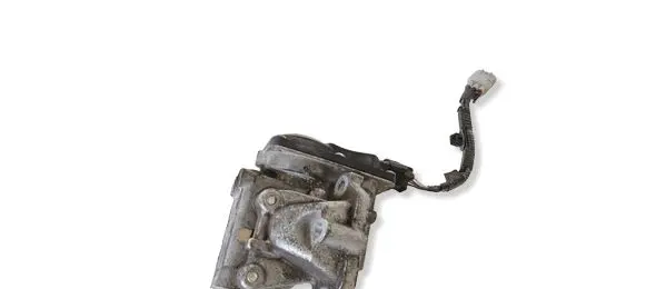 Toyota Avensis T270 EGR valve 258000R010 VN1501000041