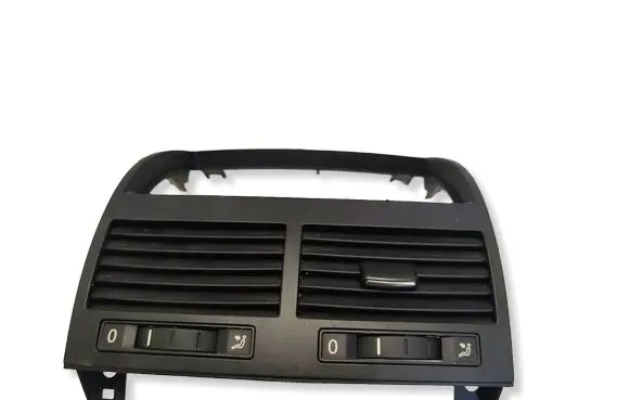 Volkswagen Touareg I Dash center air vent grill 7L6819727 05071110 5070103