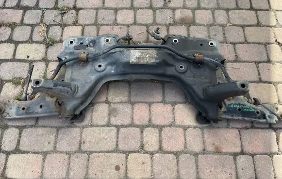Fiat Grande Punto Engine mount bracket S2410F046