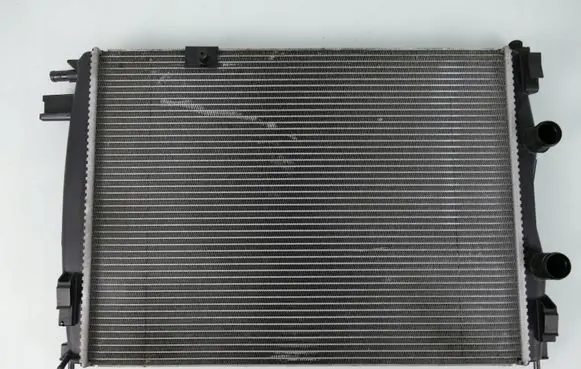 Nissan Qashqai Coolant radiator 21410JD50C