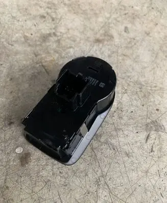 Opel Adam Light switch 13294816