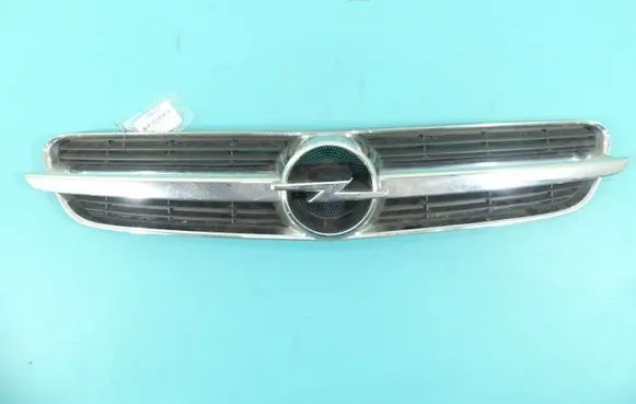 Opel Vectra C Front bumper upper radiator grill 13106811 IMPRK1344023