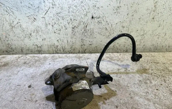 Renault Megane III Vacuum pump 8201005306B 14971973 11T1491973