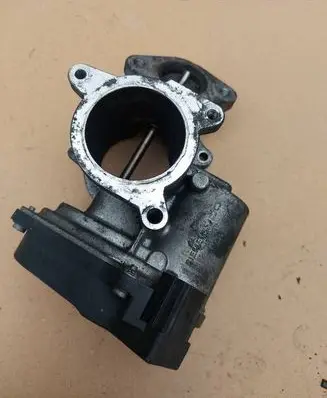 Audi A4 S4 B7 8E 8H Throttle body valve 03G131501B