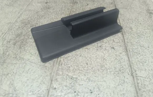 Mercedes-Benz ML W164 Front passenger seat rail trim A1649190320