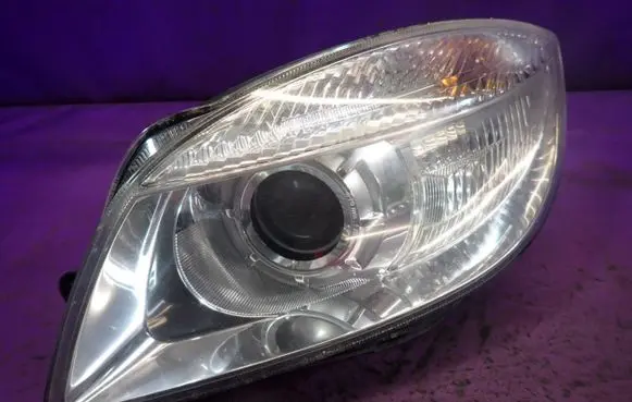 Skoda Fabia Mk2 (5J) Headlight/headlamp 24783100L
