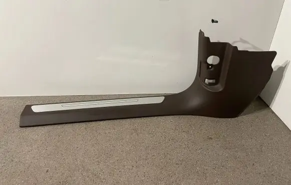 Audi A8 S8 D4 4H Front sill trim cover 4H1867271C