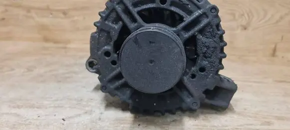 Volvo V70 Generator/alternator 0121715008