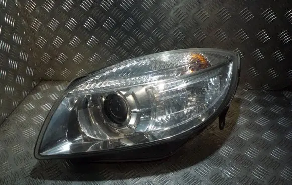 Skoda Fabia Mk2 (5J) LED Daytime headlight 24783100L