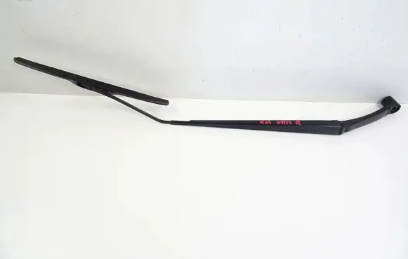 Nissan Micra K14 Front wiper blade arm E8952