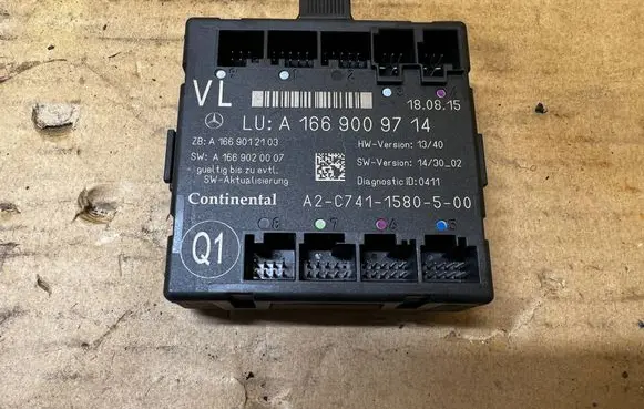 Mercedes-Benz GL X166 Door control unit/module A1669009714