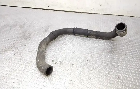 Volkswagen Golf V Engine coolant pipe/hose