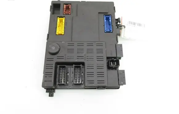 Citroen Berlingo Central body control module 73006212 9642409880