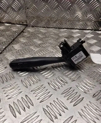 Volkswagen Golf V Wiper control stalk 1K0953519A