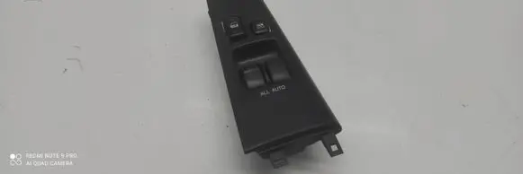 Toyota Corolla E120 E130 Electric window control switch 8404012020 514809801