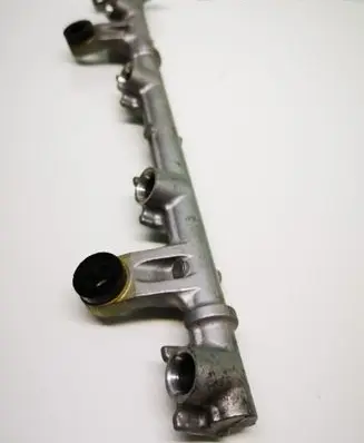 Toyota Yaris Fuel main line pipe