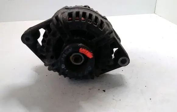 Opel Zafira A Generator/alternator 13147093 0124425009