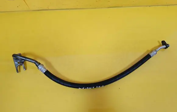 Renault Megane I Air conditioning (A/C) pipe/hose 8200136793